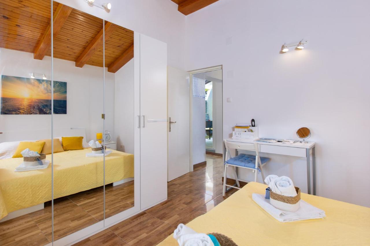 The Rooftop Apartment Punat Bagian luar foto
